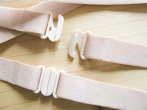 1 Paar Multifunktions Träger in nude hell beige Fb0097 12mm FT 513