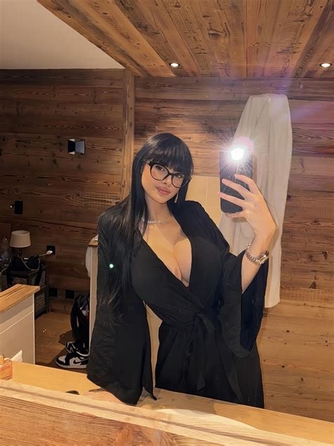 Martina Vismara Pictures. Instagram model and social media influencer