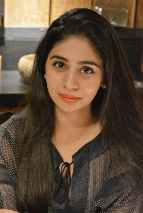 meet  team zaineb naveed   clinical services project manager