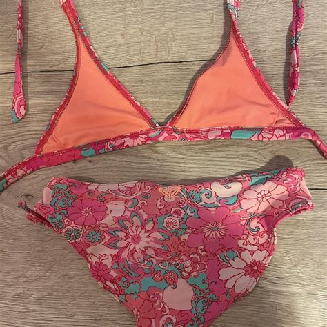 Roxy Coral Floral Patterned Bikini Set Comes With Depop
