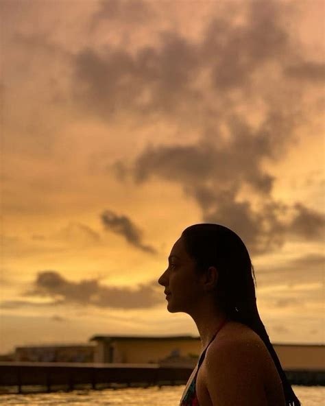 Kiara Advani Makes Heads Turn In Bright Pink Bikini Check Out The Diva S Scorching Bikini