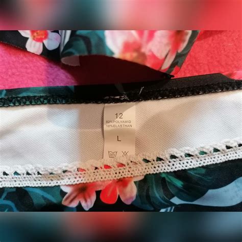 Bikini Kwiaty Czerwone Kostium Falbanki L Sosnowiec Kup Teraz Na Allegro Lokalnie