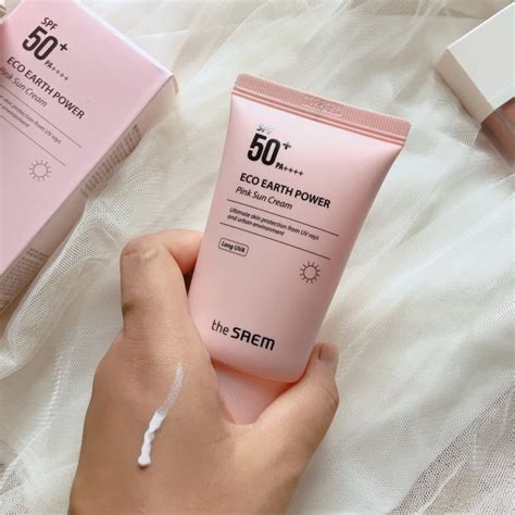 kem chống nắng hot hit đang được các shop sale rần rần giờ mà không hóng mua thì chỉ có tiếc