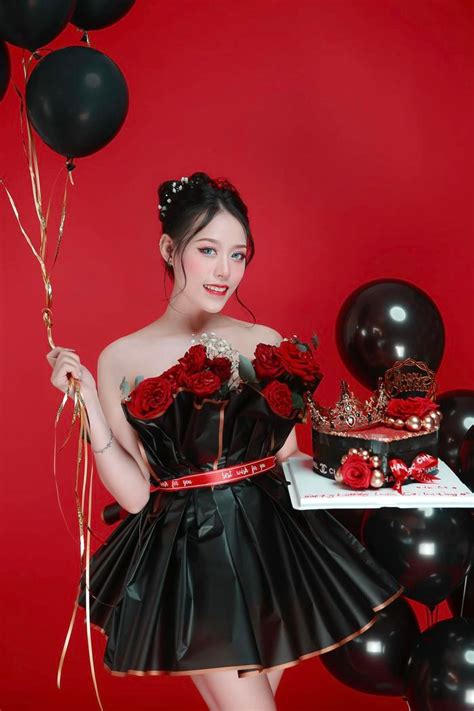 I M M T D N Hot Girl C L Ng Fan Kh Ng Tiktok Vi T Nam B O Tri Th C V Cu C S Ng Tin T C