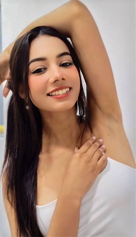 What S This Brunette Name NameThatPorn