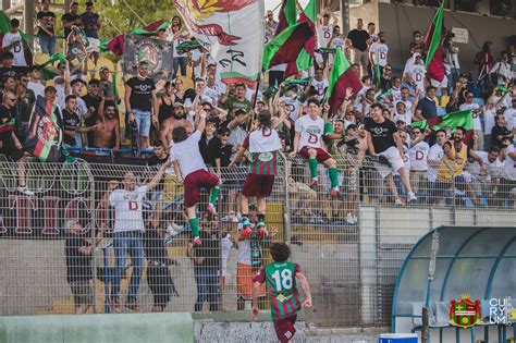 Calcio Giarre E Sancataldese Fanno Festa Promosse In Serie D Qds