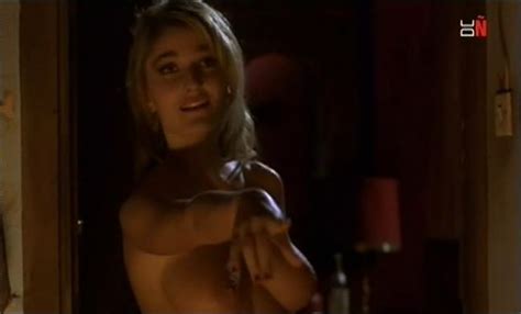 Naked Adriana Davidova In Siempre Hay Un Camino A La Derecha
