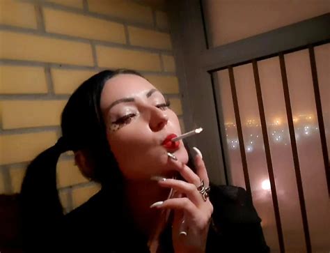 Smoking Fetish Amateur Amateur Porn Feat Dominatrix Nika By Fansly