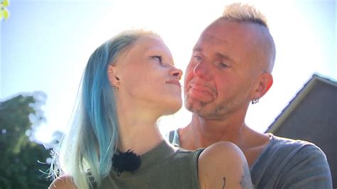 Iris Abel Im Roten Bikini Bauer Sucht Frau Star Zeigt Stolz Ihre Traumfigur