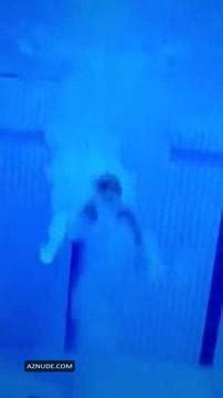 Linda Barker Nude Aznude