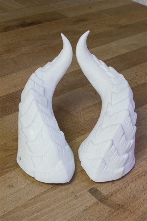 Medium Dragon Horns Custom Color Handmade Lightning Cosplay