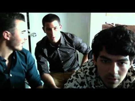 Jonas Brothers Live Chat Ustream Youtube