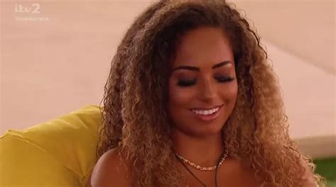 Love Islands Amber Would Never Have Sex In The Villa Best Friend Mart Tweedy Exclusively