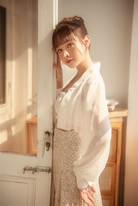 Comeback làng game hot streamer xinh đẹp một thời bất ngờ tụt hạng mất dần vị thế