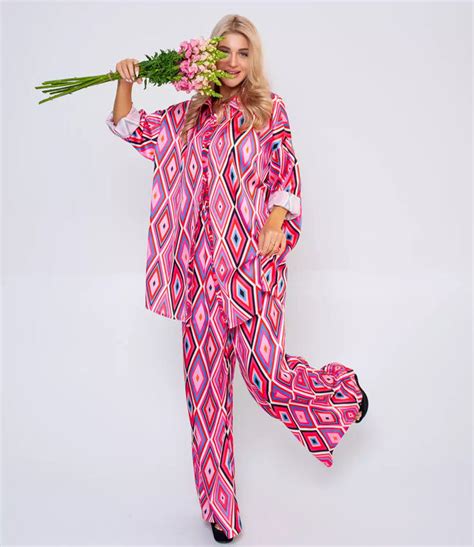 Костюм #БШ1485, розовый | Костюмы с брюками. Женские костюмы с брюками