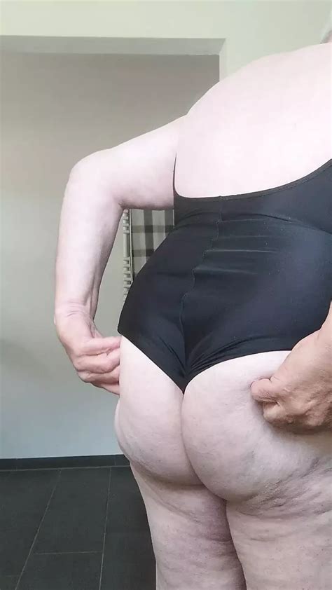 Presenting Wife S Leopard Swimsuit Gay Crossdresser Porn Feat Karlchengeil Xhamster