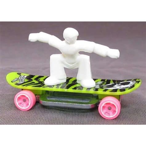 Hot Wheels Sports Skate Grom Universo Hot Wheels