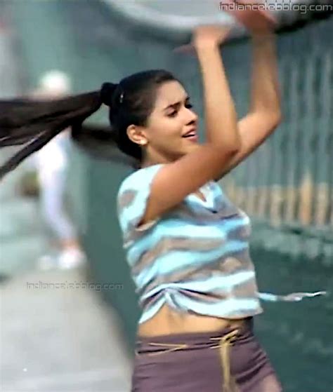 Asin Tamil Actress M Kumaran Son S1 20 Hot Navel Hd Caps Indiancelebblog