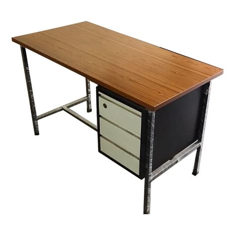 Rectangular Brown Wooden Office Table With Storage At Rs 4500 In Indore