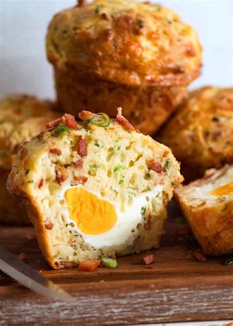 Bacon Egg Breakfast Muffins | therecipecritic