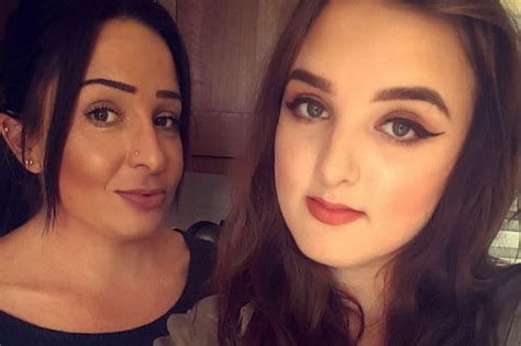 Mum Discovered She Has A Second Tiny Vagina After