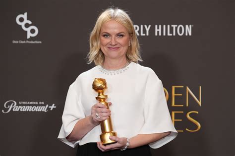 Amy Poehler thanks boyfriend Joel Lovell after winning inaugural Golden