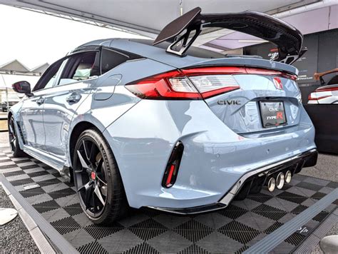 Attention At The SUPER GT Venue New Civic Type R Wearing Powerful Aero