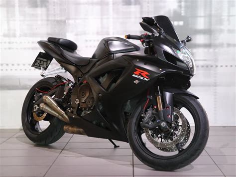 Annunci Moto Suzuki GSX R 750 Sportive In Vendita