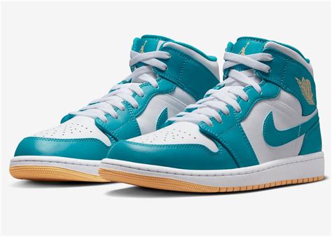 Air Jordan 1 Mid Aquatone DQ8426-400 Release Date + Where to Buy ...
