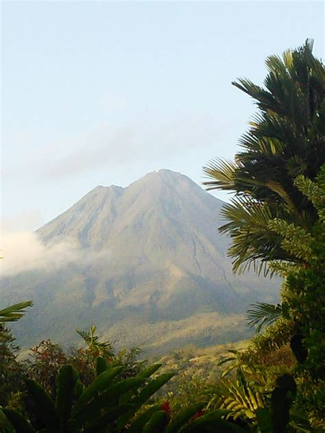 Unobstructed view of a volcano, La Fortuna, Costa Rica [1944×2592 ...