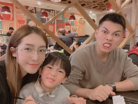 Mỹ nhân nóng bỏng nhất làng Rap Việt diện bikini khoe thân hình rực lửa khiến cư dân mạng phải