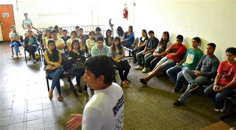 Entrenamiento para el Trabajo capacitan a jóvenes para su primer