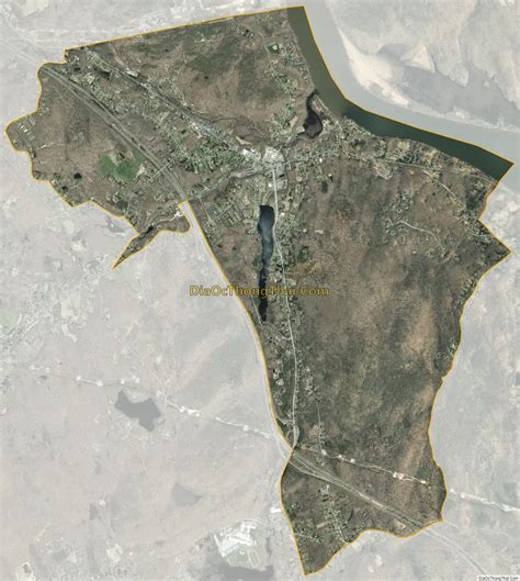 The hidden Higganum CT hiking trail with the best view 16