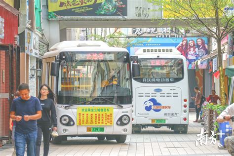 接驳地铁和城中村，广州白云开行“云城2线”便民车南方plus南方