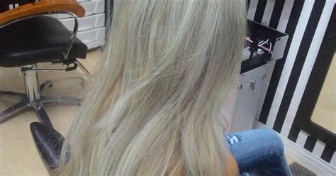 Katia Miyazaki Alternative Salon Loiras Platinadas Sandy Blonde Cabelo Comprido Loiro
