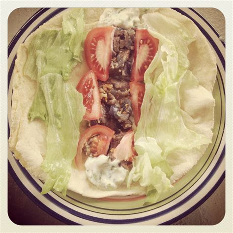 SOULFUL HEALTHY LIVING: LAMB SOUVLAKI WRAP