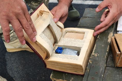 explosives book trap  photo  pixabay pixabay