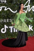 MUNROE BERGDORF Nude AZNude