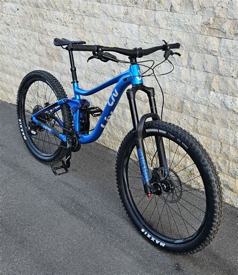 Bicicleta Full Suspension Giant Liv Hail X Mtb Rockshox Sram S Turda