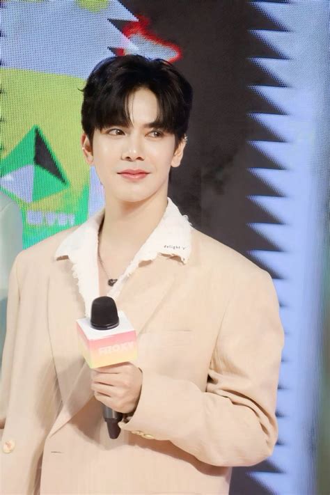 Pin de 방탄소년단 BTS EXO 엑소 en Babi babe BillyBabe บลลเบบ en