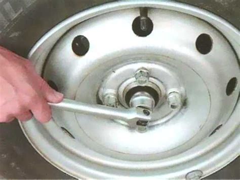 Рено Логан: замена левого и правого привода