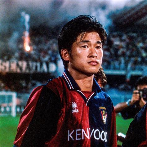 ¡increíble El Futbolista Profesional Más Viejo Del Mundo Consiguió