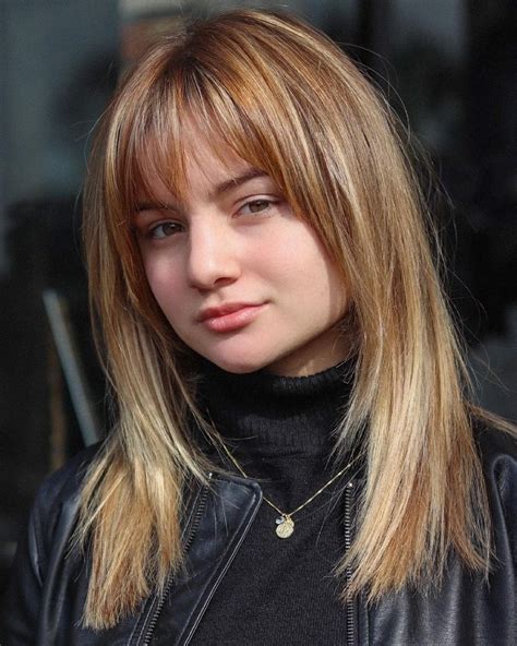 40 Trendy Ways To Wear Wispy Bangs Hair Adviser