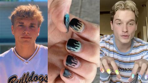 Alumno gay suspendido por escuela al haberse pintado las uñas acaba de ganar pleito Plaza Diversa