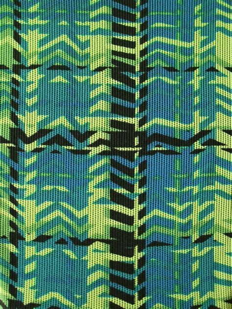 Neckholder Bügel Bikini von Solar Tan Thru durchbräunend B Cup Häkchen in grün gelb Banjador