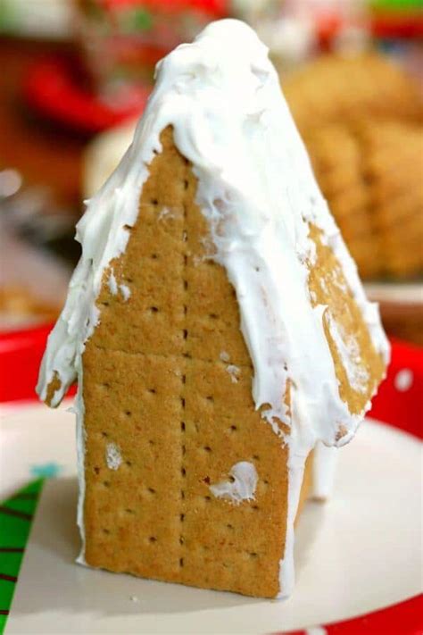 How To Make A Graham Cracker Gingerbread House Restless Chipotle