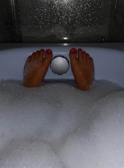 My Sexy Feet Red Nails Nude Pics XHamster