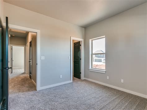 New buyers praise landon homes for their energy-efficient standards 18