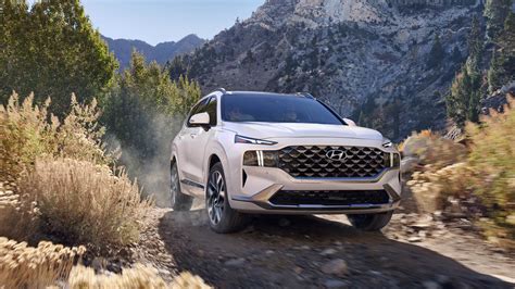 Higher Hyundai Santa Fe Trims Lack Crucial Feature