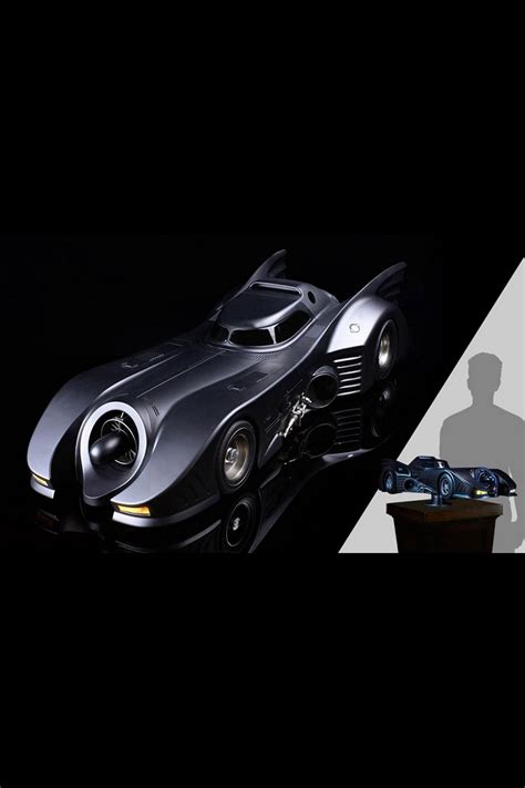 Hot Toys DC Comics Batman Batmobile Scale HYPERTOYS